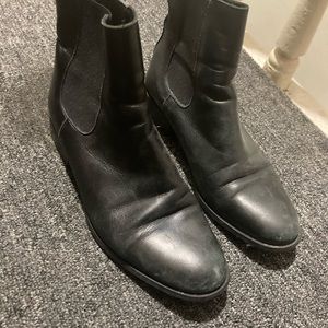 Black leather Chelsea boots - womens 8.5